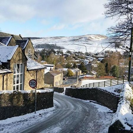 Charming, Wonderfully Cosy One Bedroom Apartment Giggleswick Exteriör bild