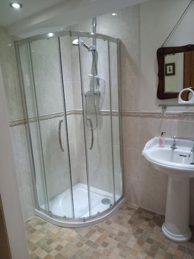 Charming, Wonderfully Cosy One Bedroom Apartment Giggleswick Exteriör bild
