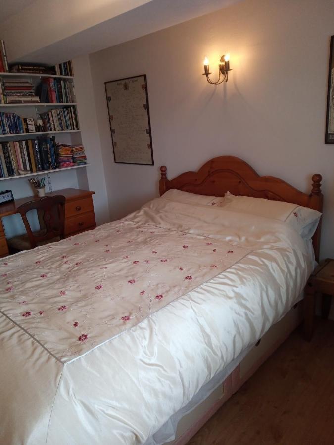 Charming, Wonderfully Cosy One Bedroom Apartment Giggleswick Exteriör bild