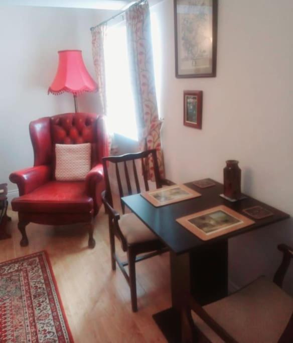 Charming, Wonderfully Cosy One Bedroom Apartment Giggleswick Exteriör bild