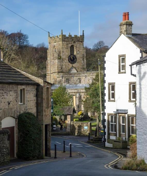 Charming, Wonderfully Cosy One Bedroom Apartment Giggleswick Exteriör bild